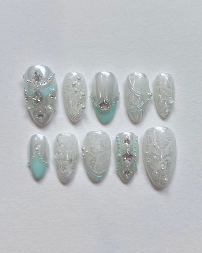 Elegant Blue Princess Lace Press-on Nails