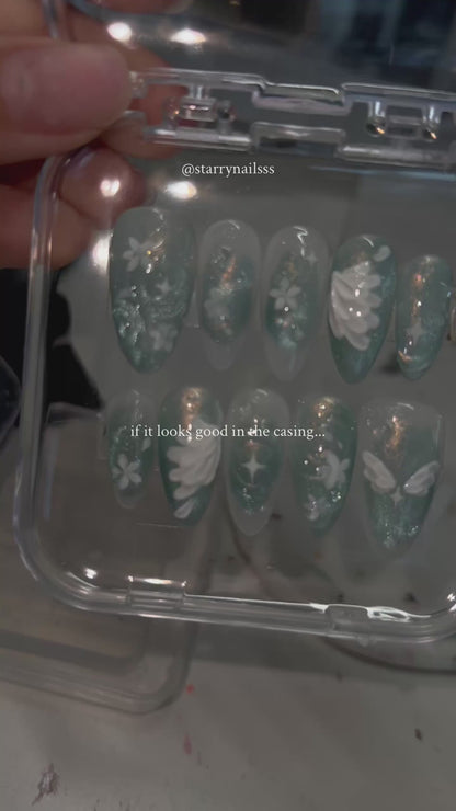 Angel Cat-eye Press-on Nails